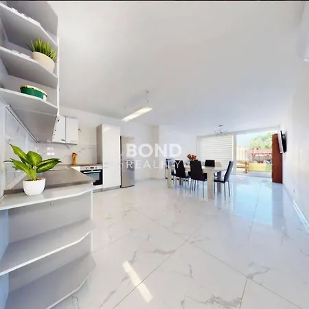 Velky Rodinny Dom بيت للعطل