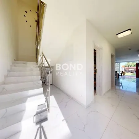 Velky Rodinny Dom بيت للعطل