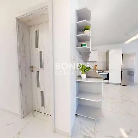 Velky Rodinny Dom سينيتش